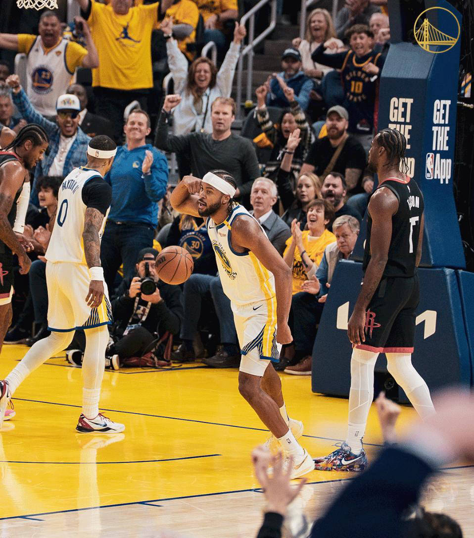 Yabo-MAD观众热烈欢呼！，库里迎来五赛季出色发挥气势如虹延续的简单介绍-Yabo